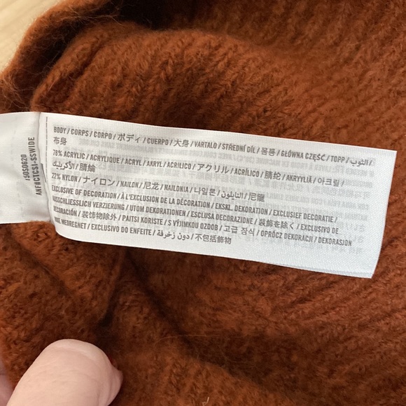 Abercrombie & Fitch Puff Sleeve Sweater - Picture 4 of 4